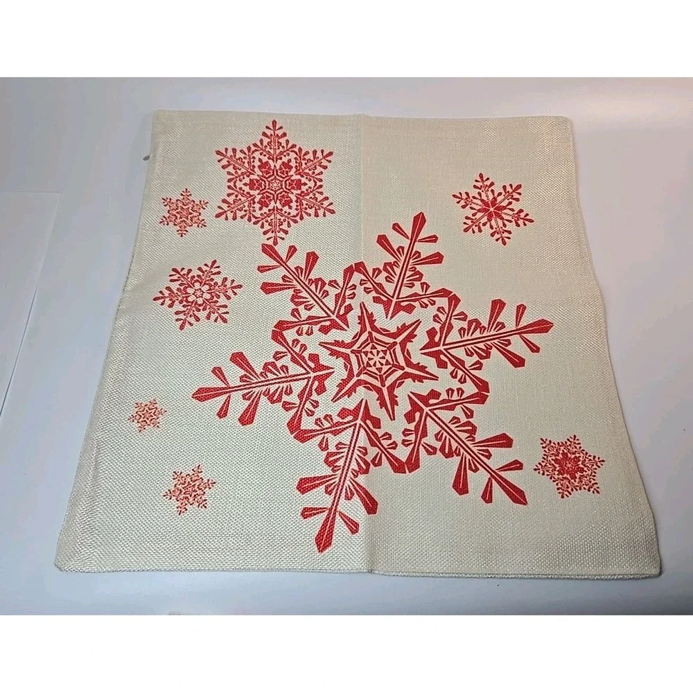 Christmas Themed Throw Pillow Decorative Covers 17 X 17 set 4 Red & White *New*
